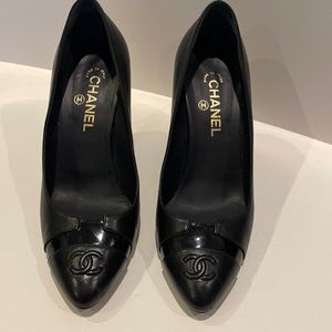 Chanel Black Pumps with Gold Heel